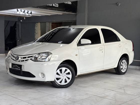 TOYOTA ETIOS 1.5 X SEDAN 16V FLEX 4P AUTOMÁTICO TOYOTA ETIOS 1.5 X SEDAN 16V FLEX 4P AUTOMÁTICO